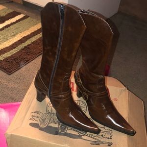 Cowgirl dress boots